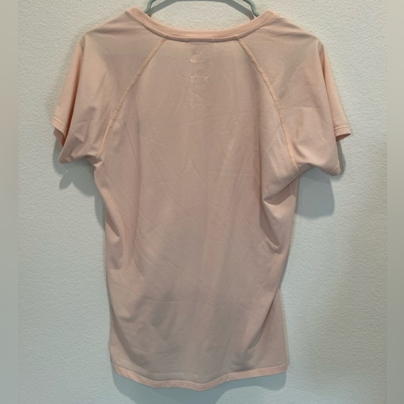 The North Face Women's Light Pink V-Neck Tee - Picture 3 of 6